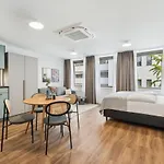 Apartament Limehome Paul-reusch-str