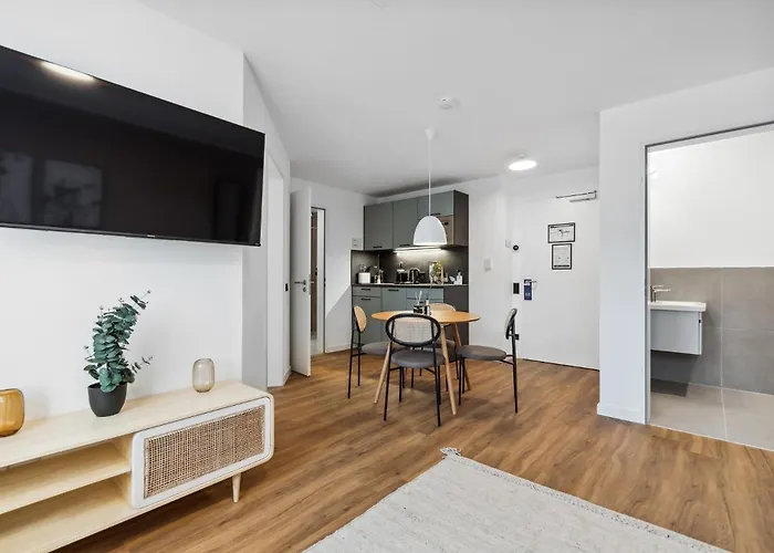 Limehome Paul-reusch-str Διαμέρισμα *